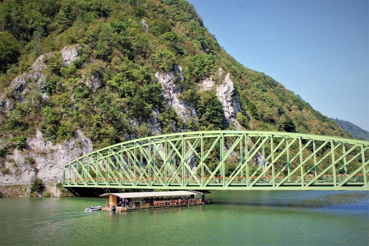 Ribiska Vasica - Fishermen'S Village Radece Exterior foto